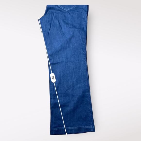 Levi’s NWT Dark Wash Wide Leg Jeans Size 18M - Picture 6 of 12